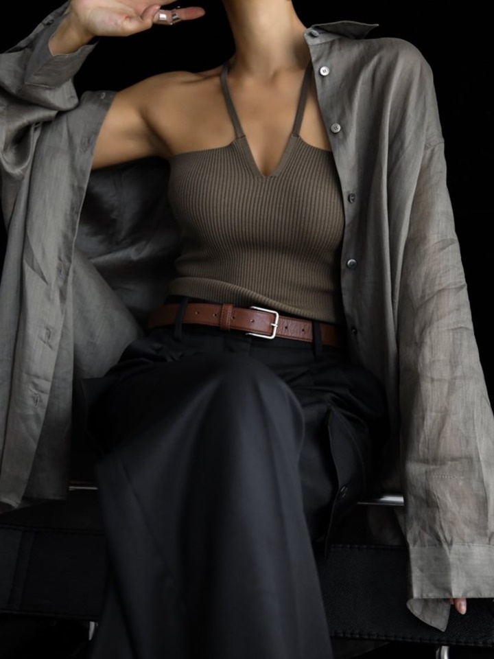 V  line Strap Ribbed Knit Sleeveless Top