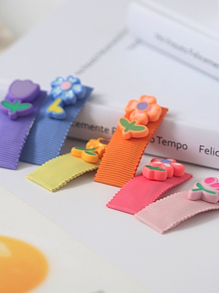 Line Flower Ticking Pin