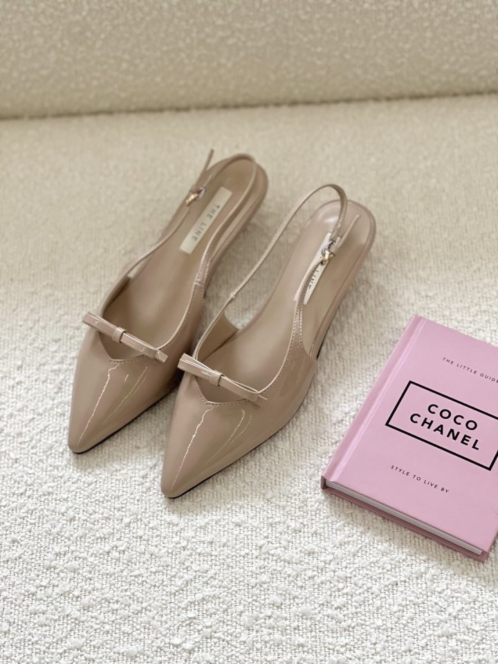 LI 2920 Slipper & Sandals