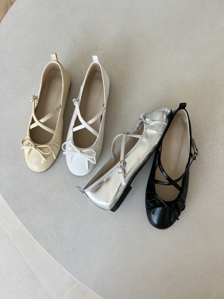 NV 7618  Flats & Ballerinas