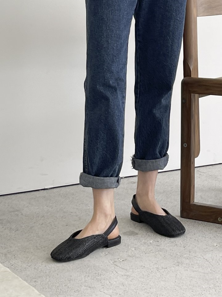 BA 359 Slipper & Sandals