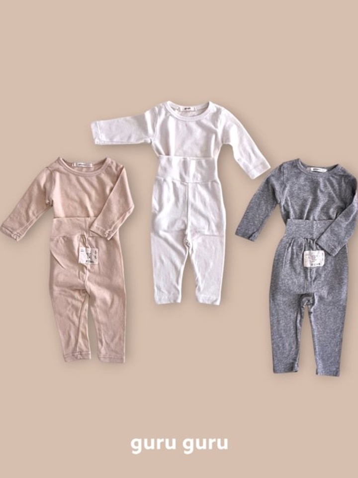 Molang Top Bottom Set