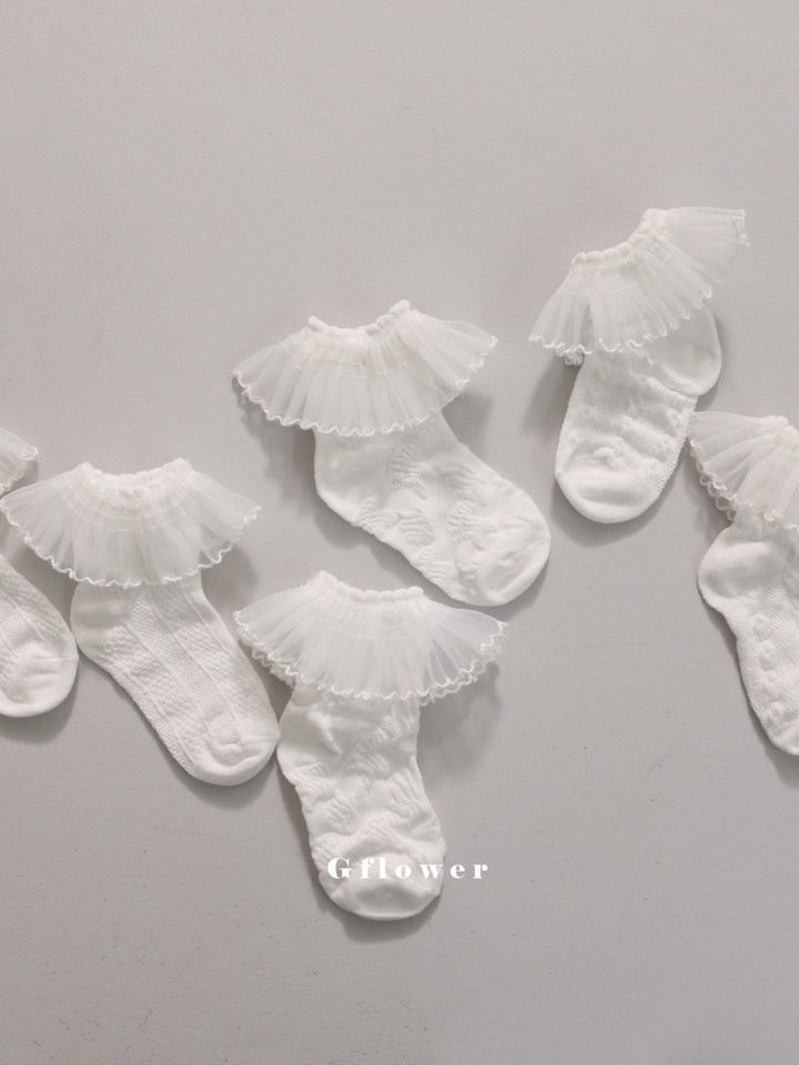 Sha Lace Socks Set