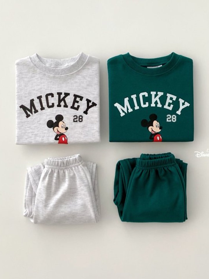 Stand Idle 28 Jogger Top Bottom Set
