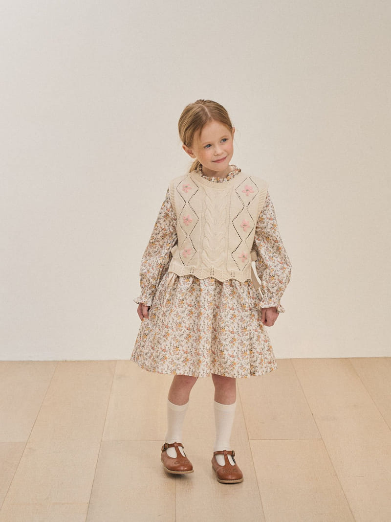 A-Market - Korean Children Fashion - #minifashionista - Flower Vest - 5