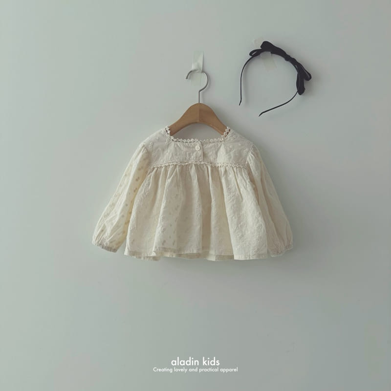 Aladin - Korean Children Fashion - #magicofchildhood - Square Punching Lace Blouse - 2