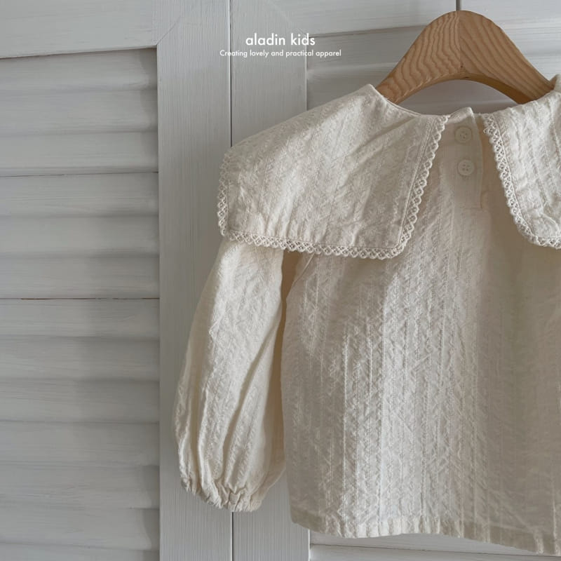 Aladin - Korean Children Fashion - #prettylittlegirls - Pin Collar Blouse - 5