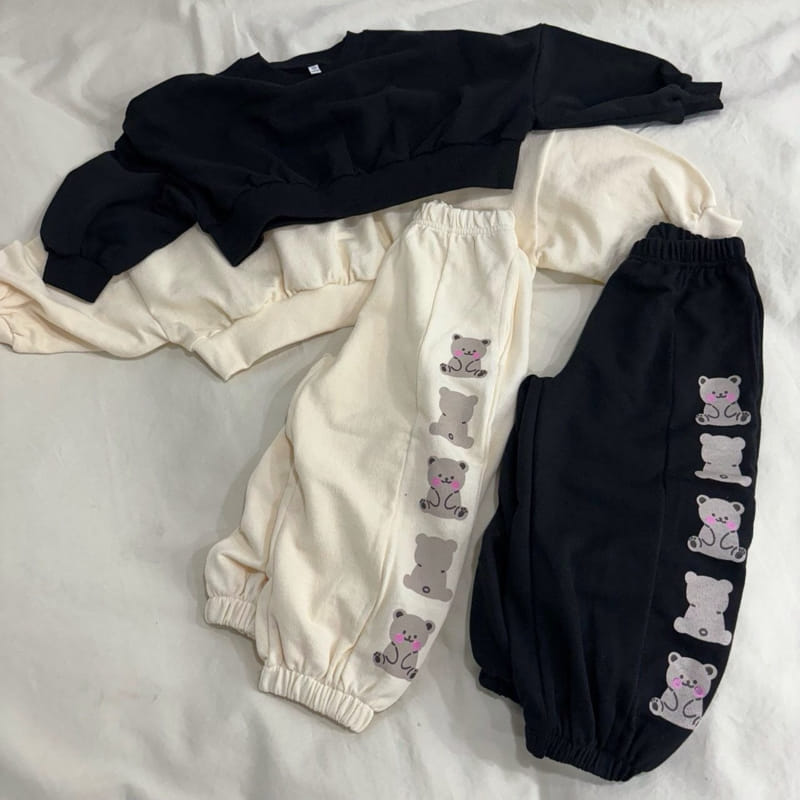 Boboj - Korean Children Fashion - #kidsstore - Front And Back Bear Top Bottom Set