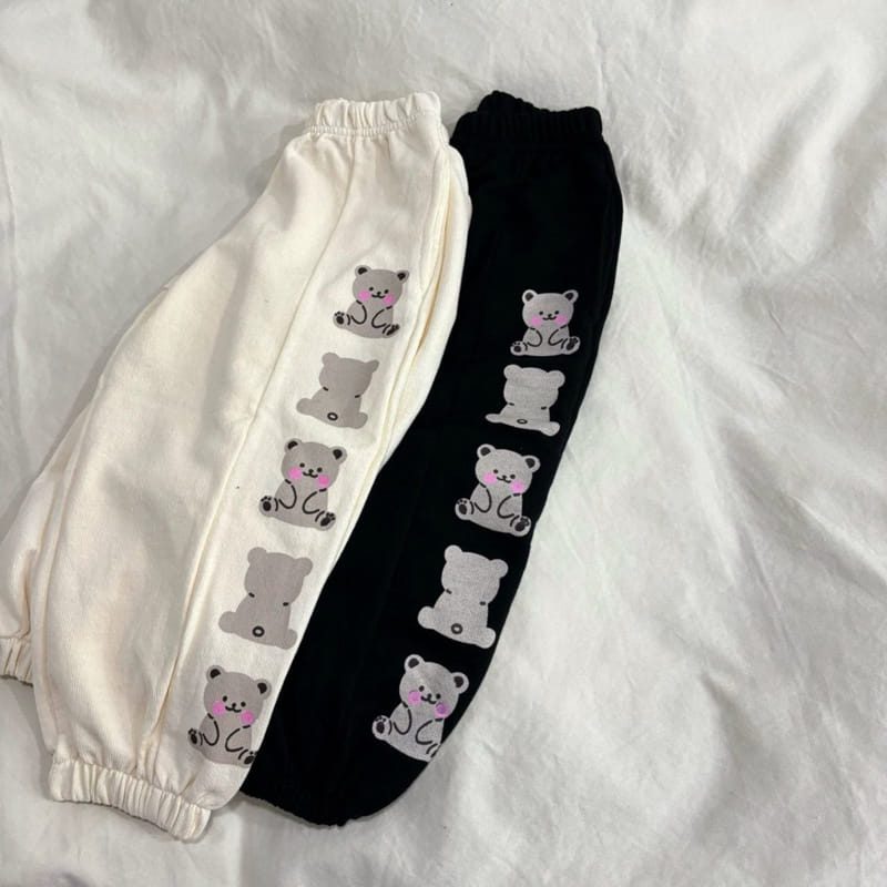 Boboj - Korean Children Fashion - #kidzfashiontrend - Front And Back Bear Top Bottom Set - 2