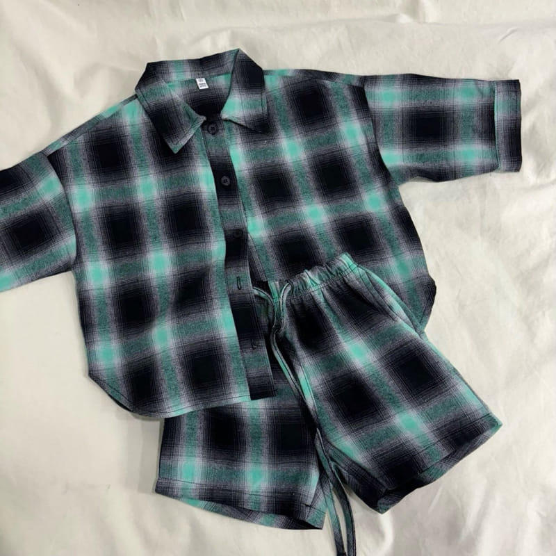 Boboj - Korean Children Fashion - #prettylittlegirls - Check Shorts Top Bottom Set - 8