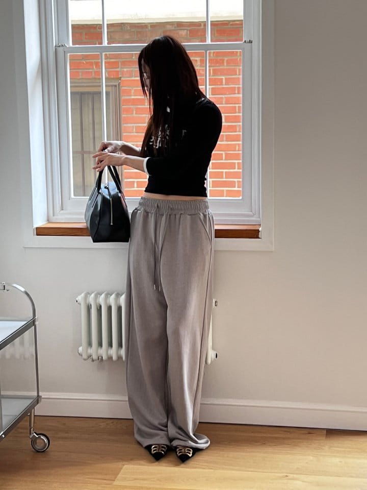 Bricklane - Korean Women Fashion - #momslook - BR Pig Terry Pants - 7