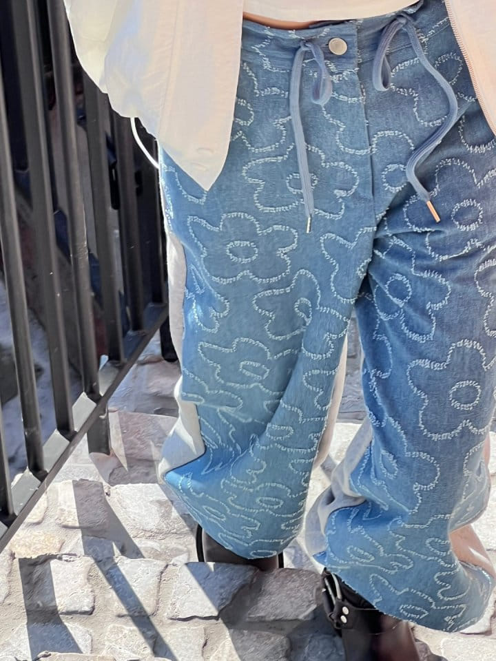 Bricklane - Korean Women Fashion - #thelittlethings - Flower Jacqurad Pants - 8