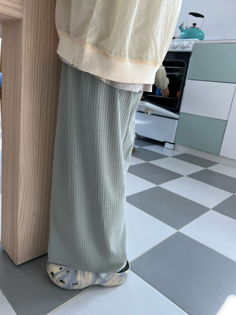 Fine-Studio - Korean Children Fashion - #kidsstore - Banana Rib Pants - 8