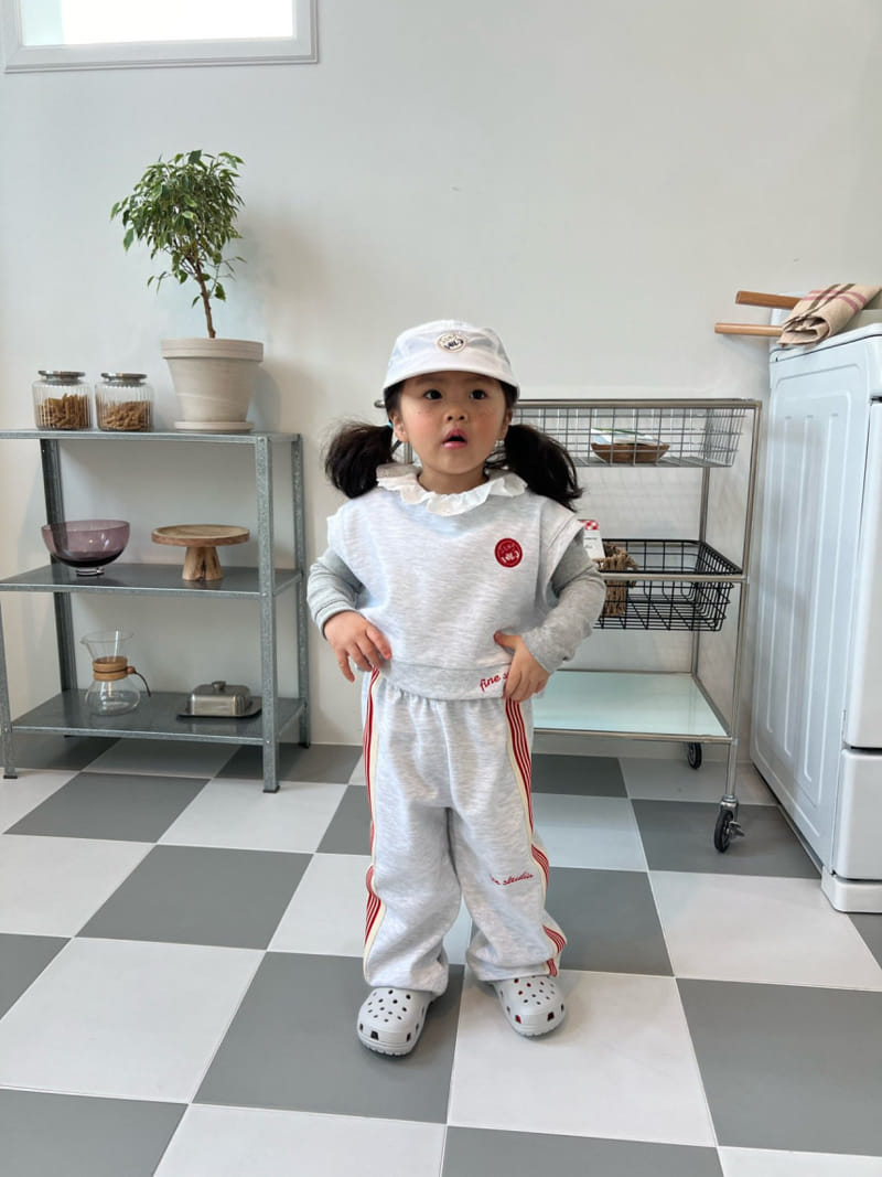 Fine-Studio - Korean Children Fashion - #kidsstore - Fine Crop Vest - 4