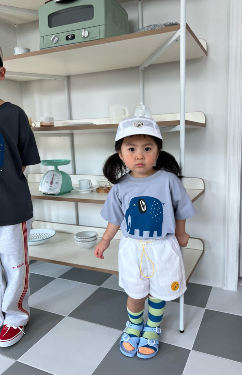Fine-Studio - Korean Children Fashion - #magicofchildhood - Elephant Short Sleeve Tee - 8