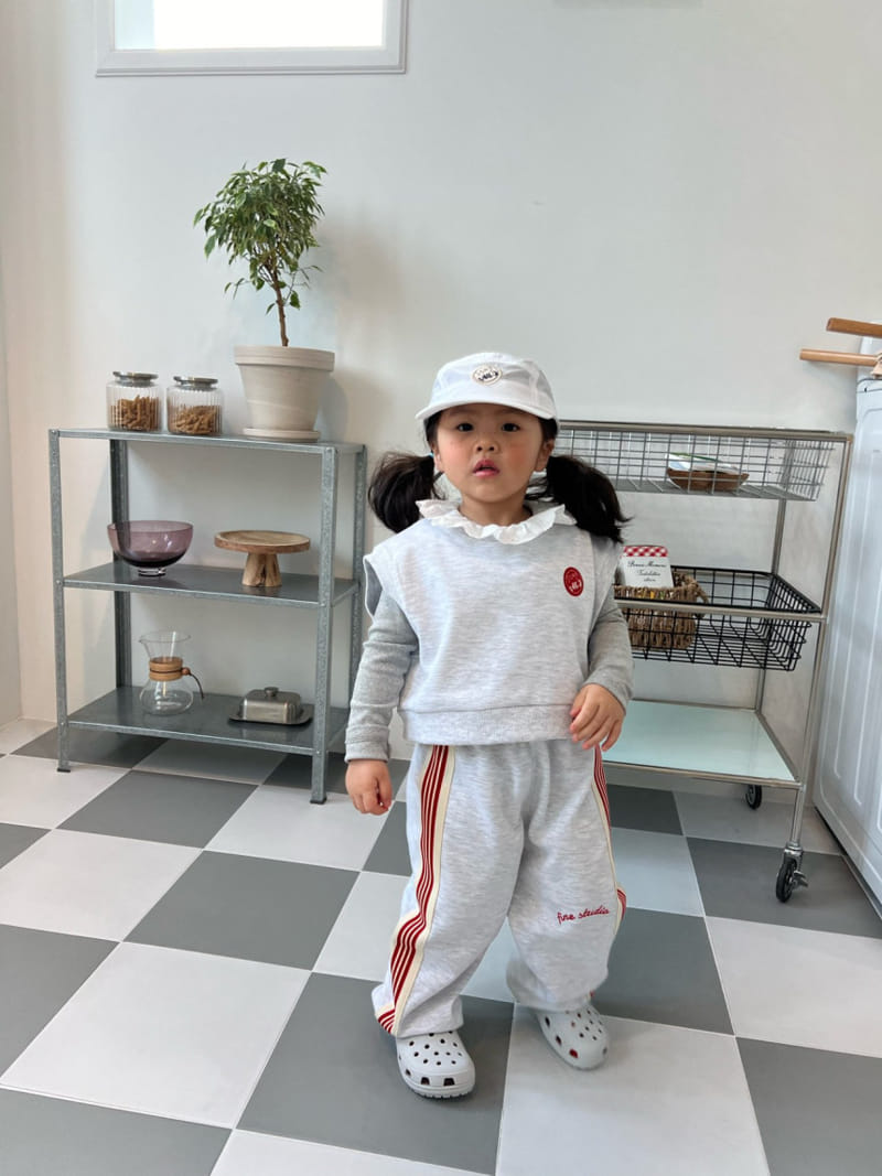 Fine-Studio - Korean Children Fashion - #prettylittlegirls - Line Training Pants - 8
