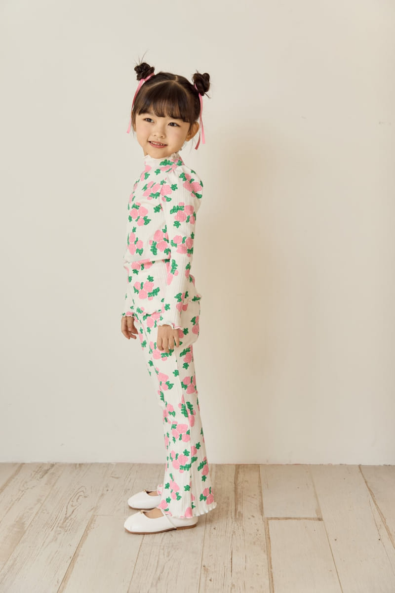 Ggomare - Korean Children Fashion - #magicofchildhood - Flower Boots Cut Pants - 3