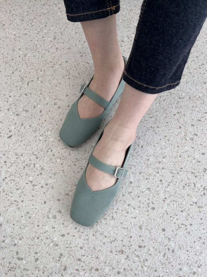 Golden Shoe - Korean Women Fashion - #momslook - 8076 Flats - 9