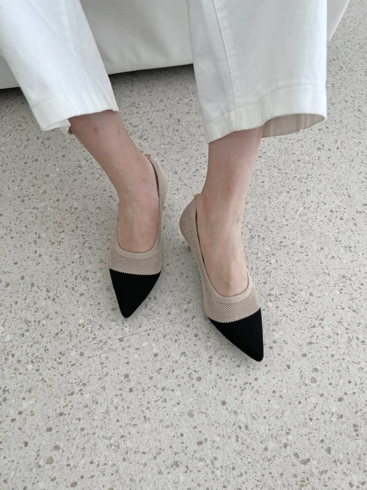 Golden Shoe - Korean Women Fashion - #momslook - 8078 Flats - 10