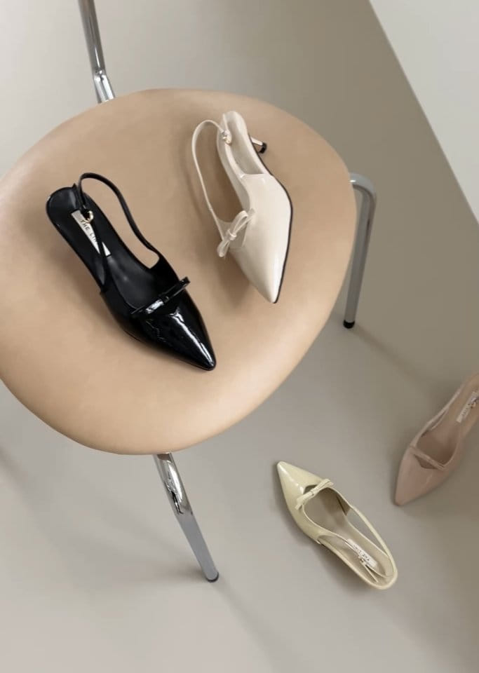 Golden Shoe - Korean Women Fashion - #momslook - 2920 Sandals