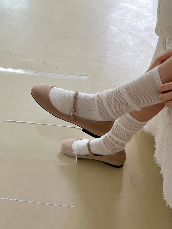 Golden Shoe - Korean Women Fashion - #momslook - 8307 Flats - 9