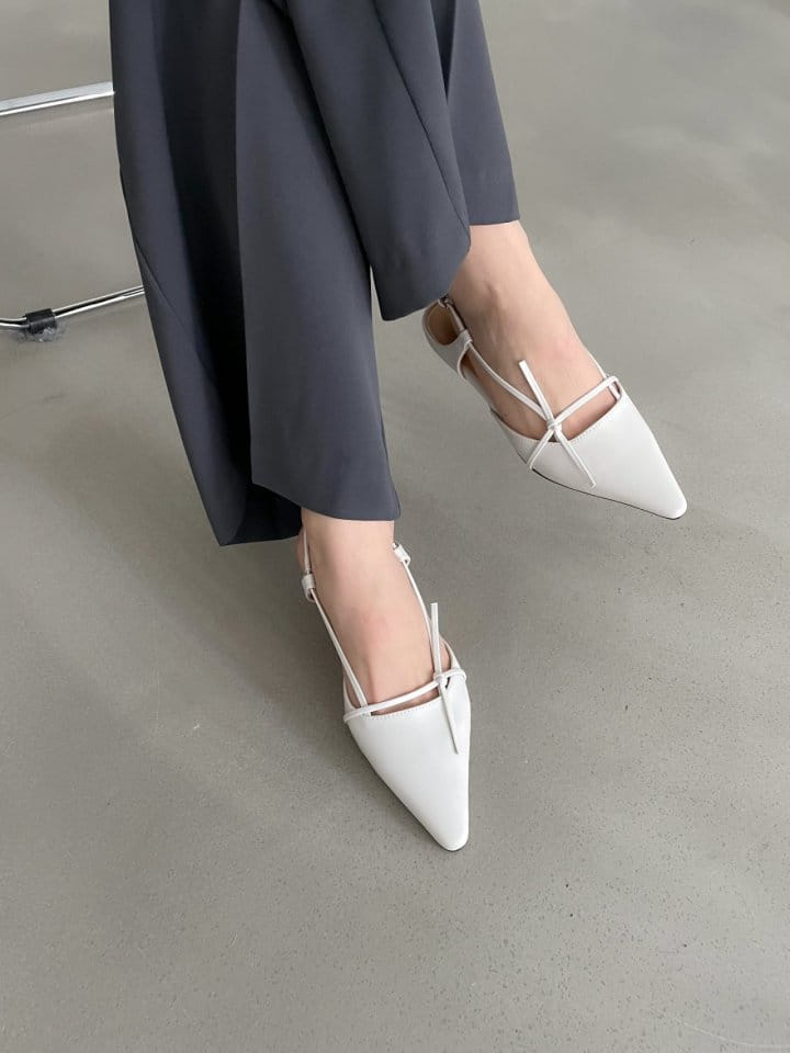 Golden Shoe - Korean Women Fashion - #momslook - C2029 Sandals - 9