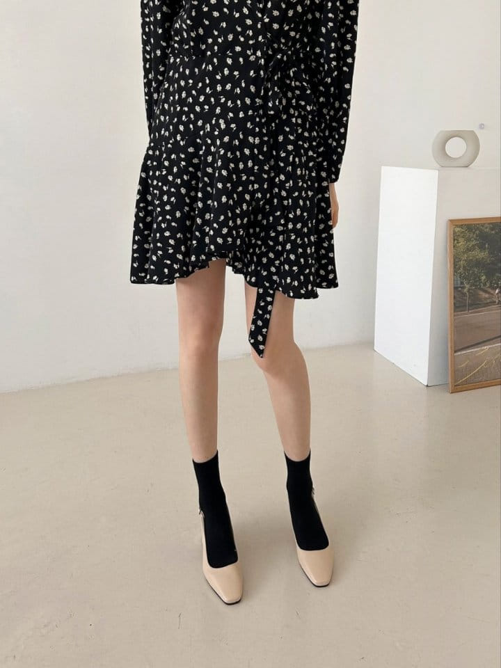 Golden Shoe - Korean Women Fashion - #momslook - 5002 Sandals - 11