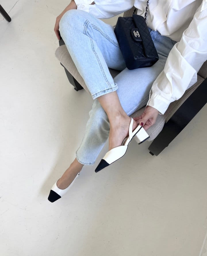Golden Shoe - Korean Women Fashion - #momslook - T2501 Flats - 7