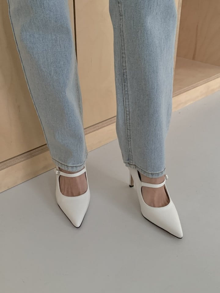 Golden Shoe - Korean Women Fashion - #momslook - B8121 Flats - 2