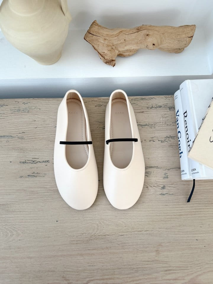 Golden Shoe - Korean Women Fashion - #momslook - K5451 Flats