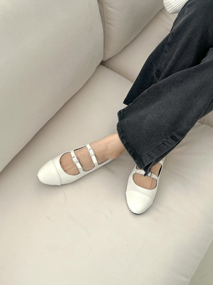 Golden Shoe - Korean Women Fashion - #momslook - K5450 Flats - 9