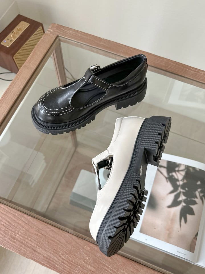 Golden Shoe - Korean Women Fashion - #vintagekidsstyle - 577 Flats - 4
