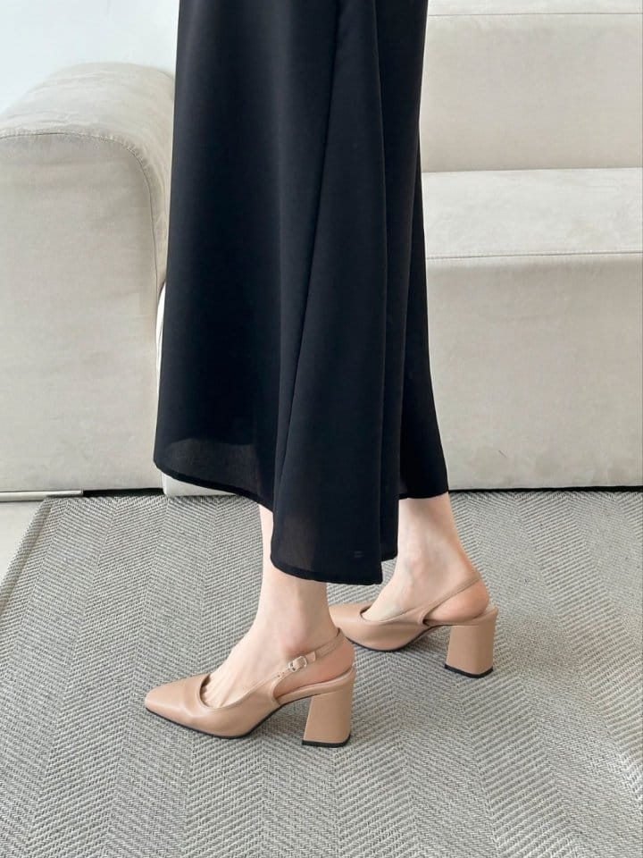 Golden Shoe - Korean Women Fashion - #pursuepretty - 7001 Sandals - 2