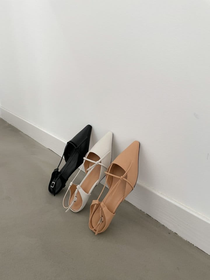 Golden Shoe - Korean Women Fashion - #romanticstyle - C2029 Sandals