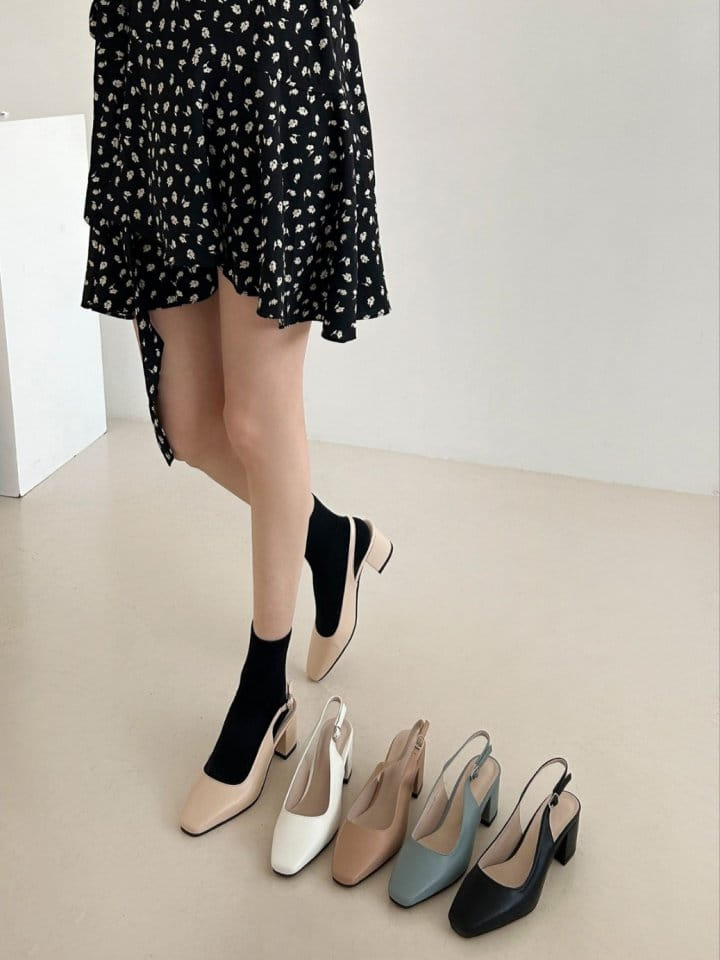 Golden Shoe - Korean Women Fashion - #romanticstyle - 5002 Sandals - 4