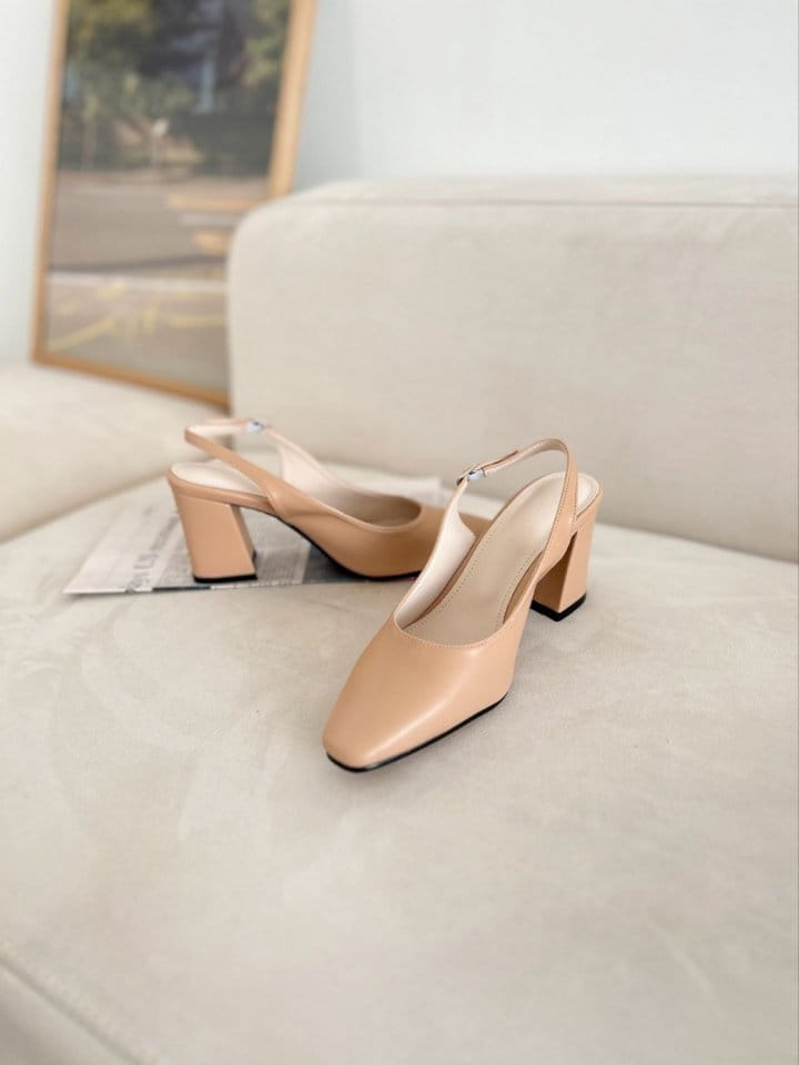 Golden Shoe - Korean Women Fashion - #thelittlethings - 7001 Sandals - 7