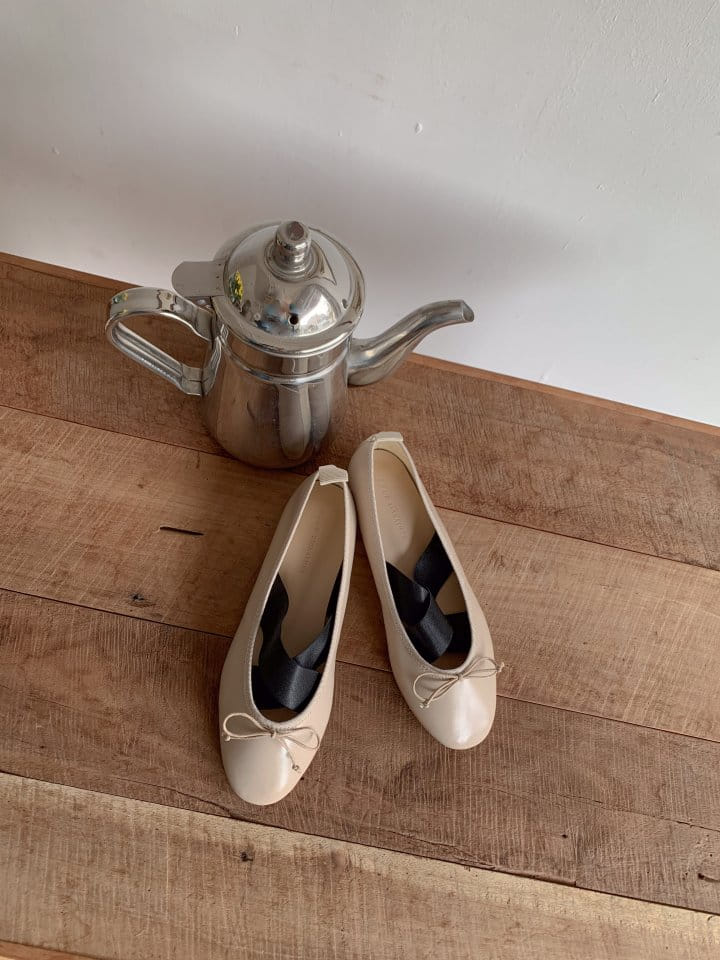 Golden Shoe - Korean Women Fashion - #womensfashion - 584 Flats - 4