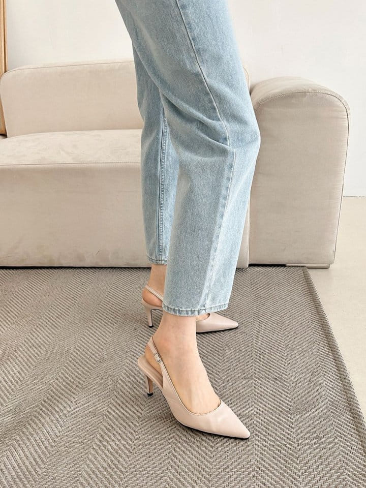 Golden Shoe - Korean Women Fashion - #vintageinspired - 7002 Flats