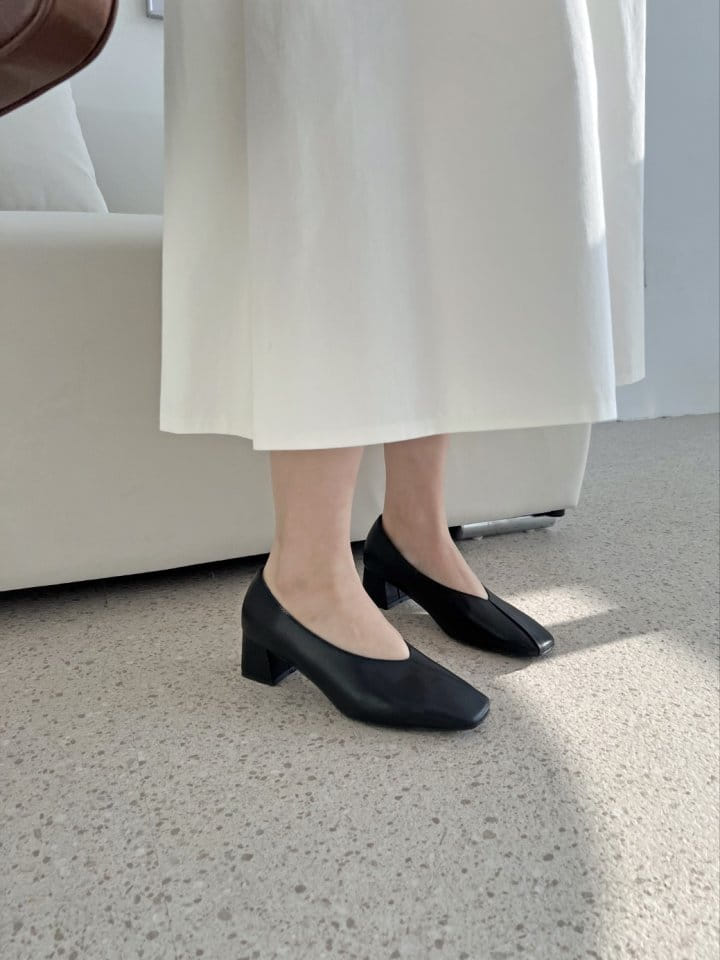 Golden Shoe - Korean Women Fashion - #momslook - 46 Flats - 4