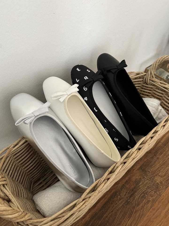 Golden Shoe - Korean Women Fashion - #womensfashion - 1463 Flats