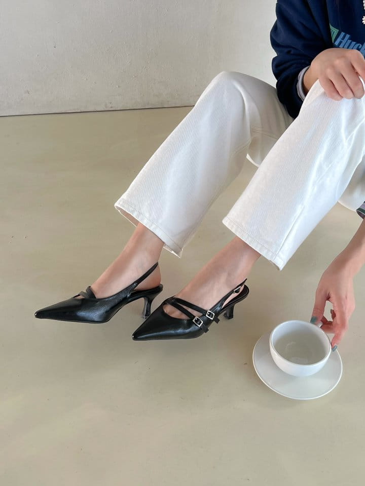 Golden Shoe - Korean Women Fashion - #womensfashion - 8304 Sandals - 8