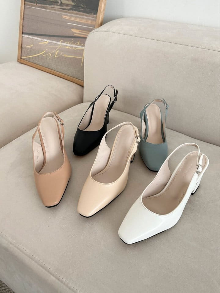 Golden Shoe - Korean Women Fashion - #womensfashion - 7001 Sandals - 9