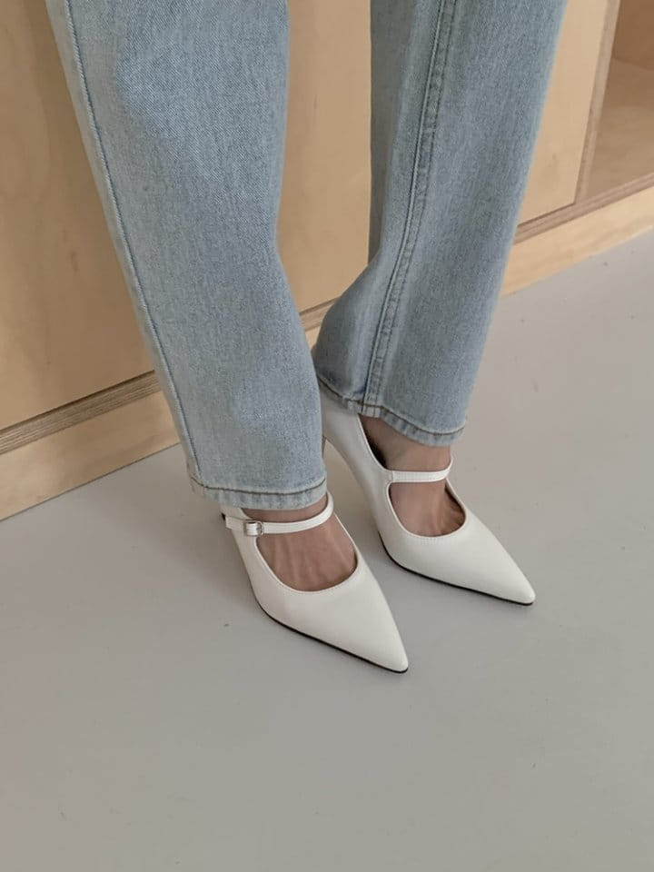 Golden Shoe - Korean Women Fashion - #womensfashion - B8121 Flats