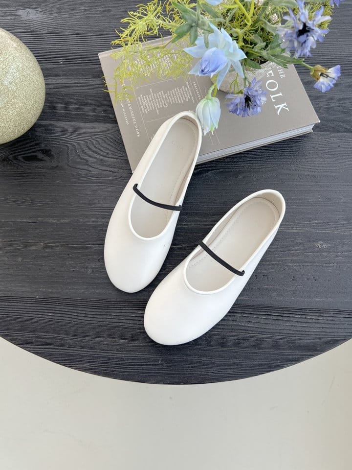Golden Shoe - Korean Women Fashion - #womensfashion - K5451 Flats - 2