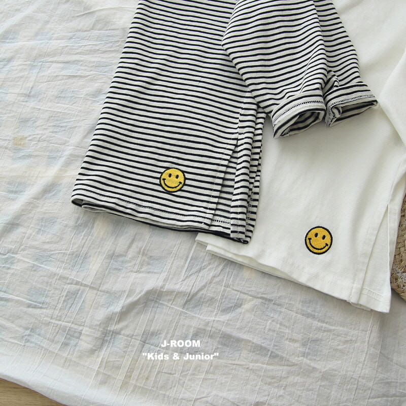 J-Room - Korean Children Fashion - #minifashionista - Embroidery Layered Long Tee - 10