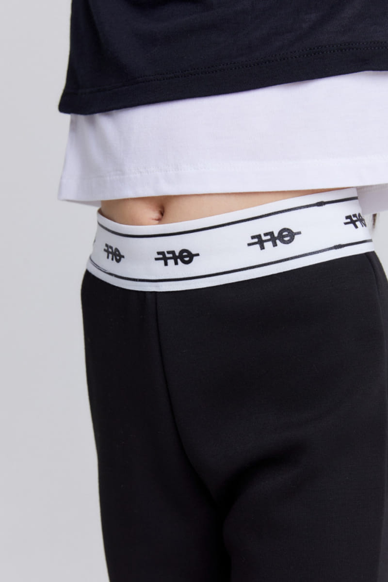 Kokoyarn - Korean Children Fashion - #designkidswear - Special Logo Banding Boots Cut Pants - 9