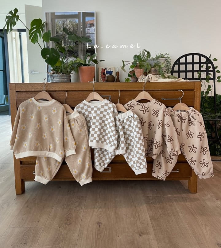 La Camel - Korean Children Fashion - #stylishchildhood - Maple Top Bottom Set