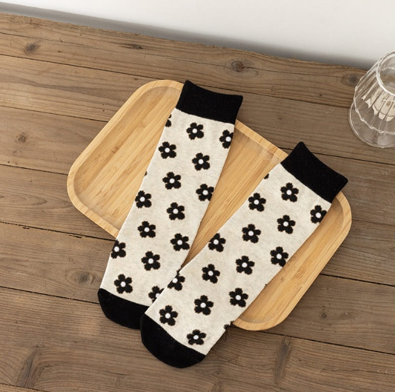 Miso - Korean Children Fashion - #prettylittlegirls - Bear Flower Half Tights - 5