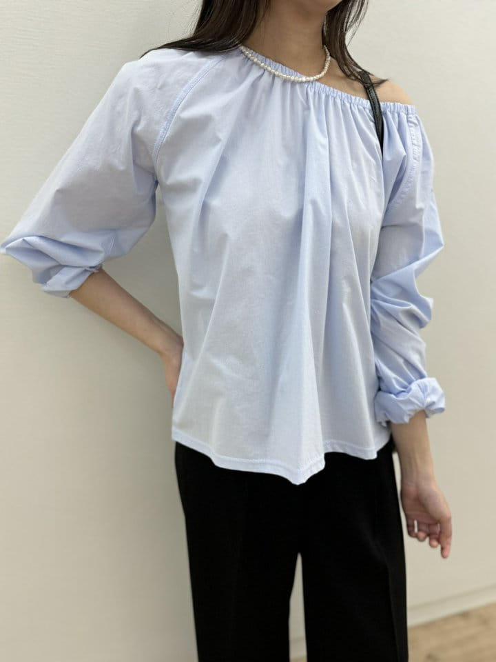 Most - Korean Women Fashion - #momslook - Half Blouse - 9