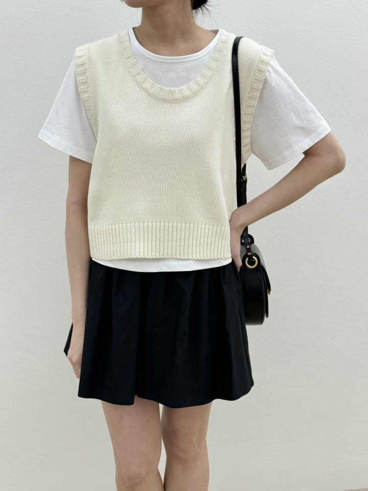Most - Korean Women Fashion - #momslook - Unick Vest - 6